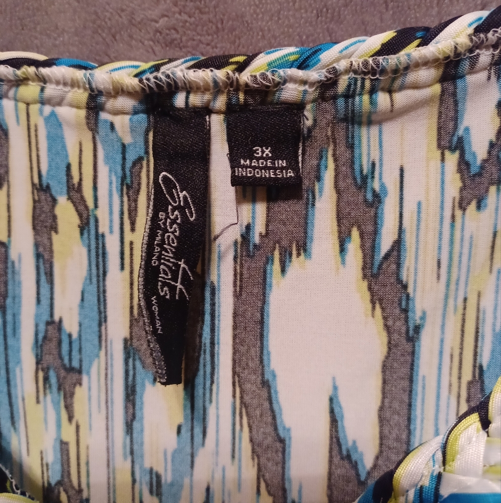 Essentials By Milano Blouse - image 3